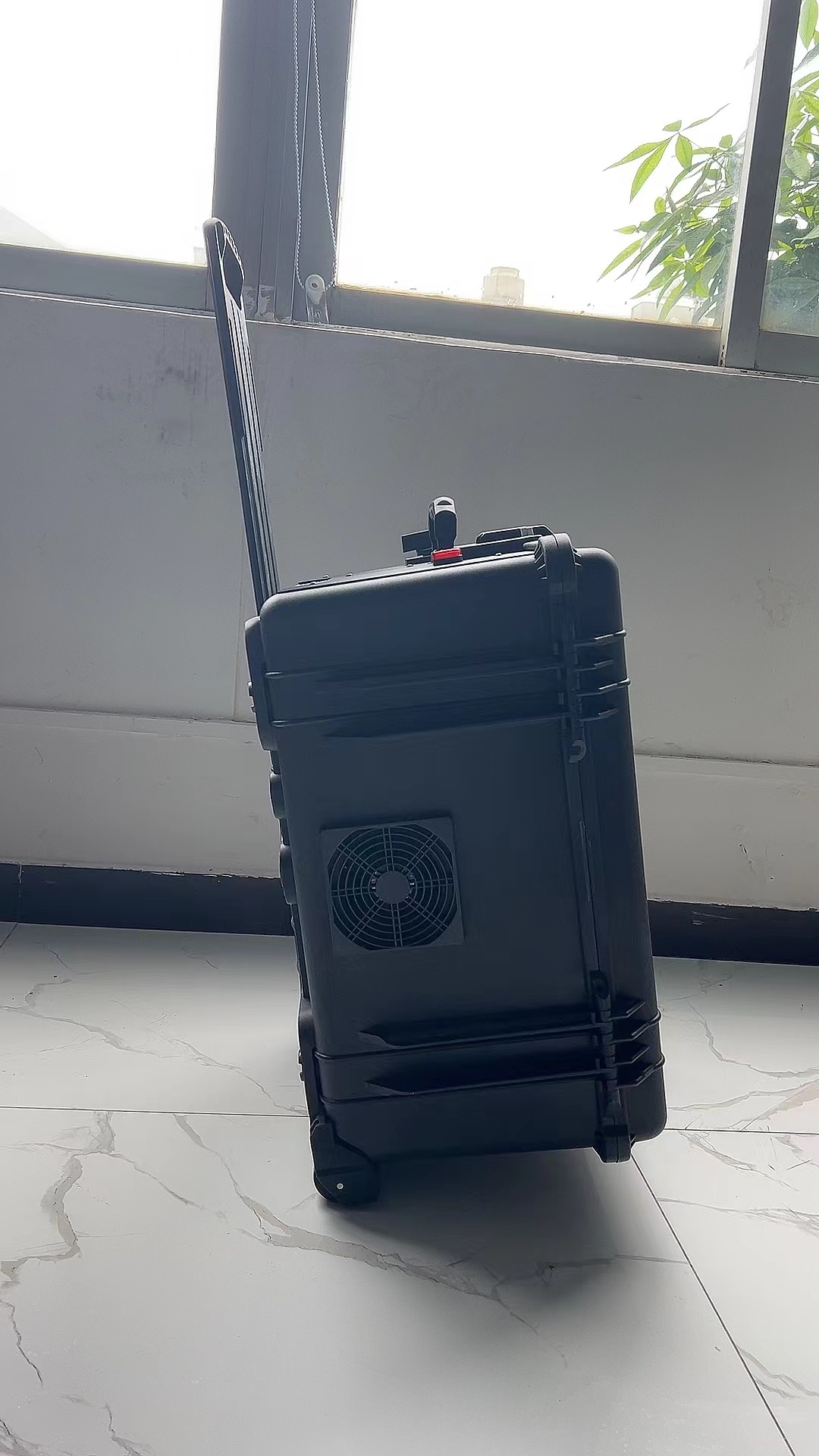 宜宾手拉箱型移动通信干扰器